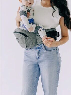 The Tushbaby Hip Carrier